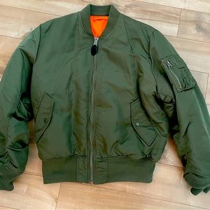 Alpha Industries Bomber jacket, perfect condition